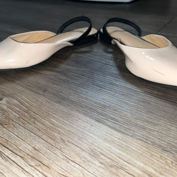 Express slip on pointed toe Flats with elastic band on the back, beige EUC - Picture 9 of 13